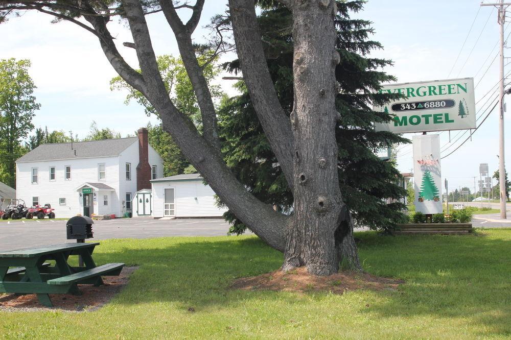 Evergreen Motel Oswego Buitenkant foto