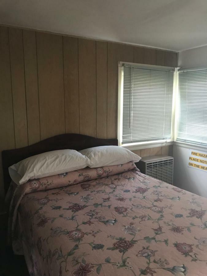 Evergreen Motel Oswego Buitenkant foto
